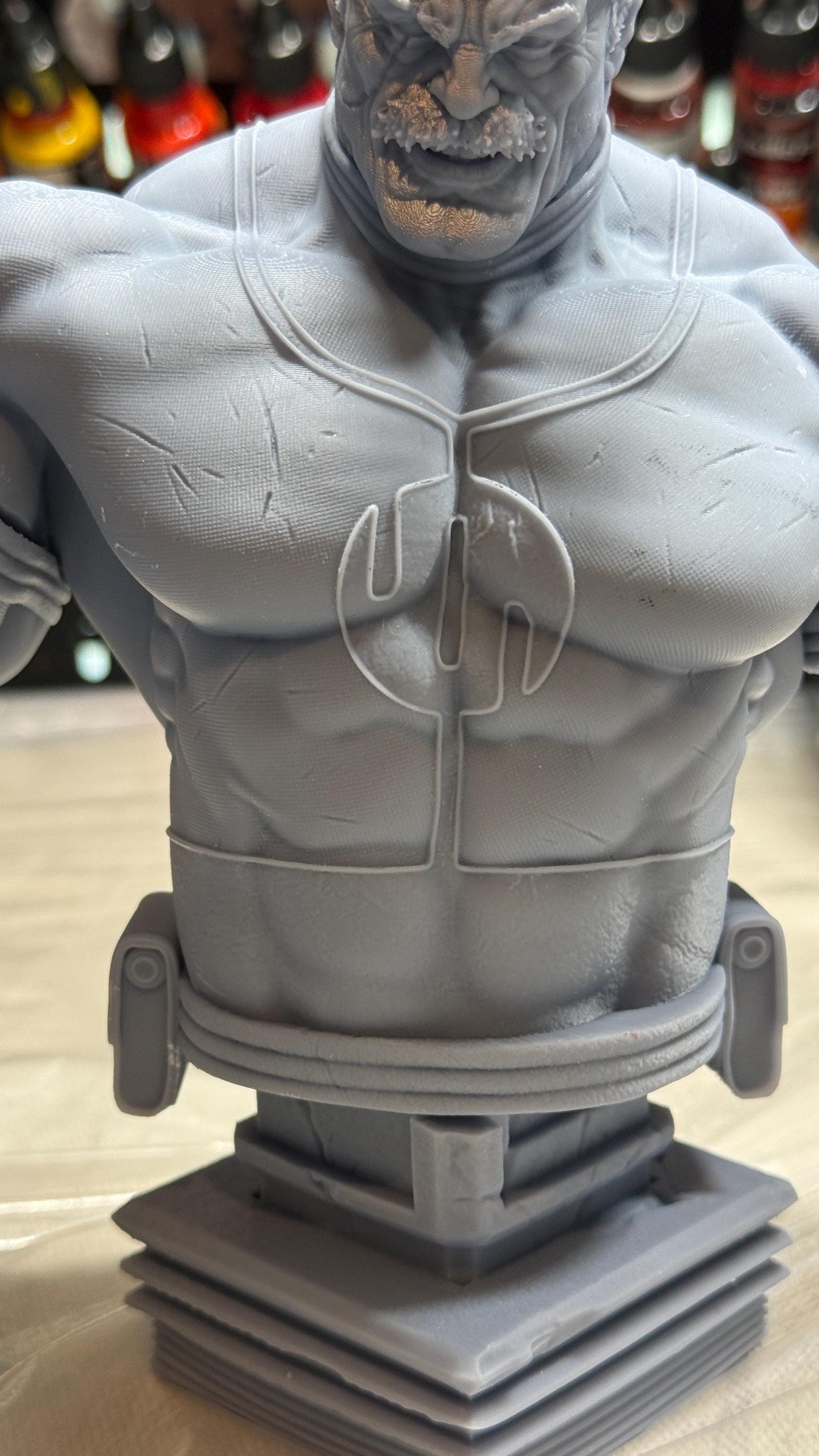 Conquest Resin Bust Kit | Inspired by Invincible | Unpainted Fan Art Model | ZEZ Studio